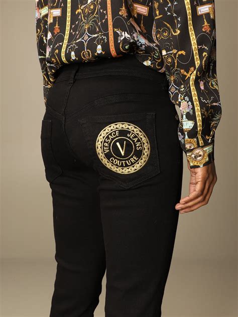 versace jeans que es|More.